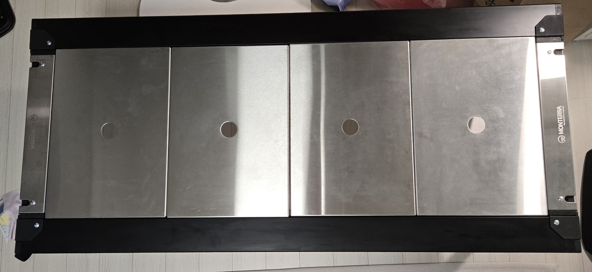 몬테라 마에모 테이블 블랙 | 데얼스 아웃도어 전문 플랫폼