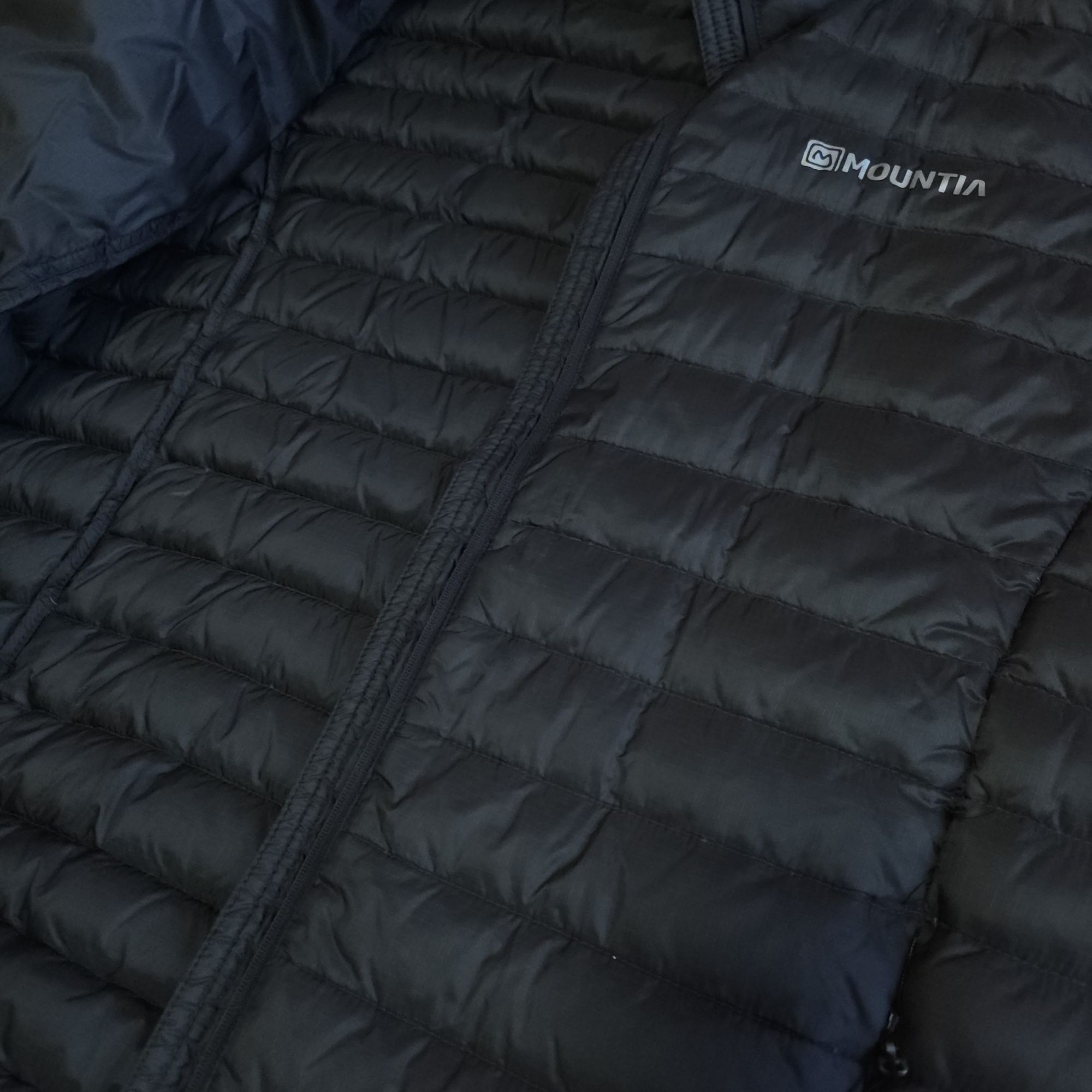 마운티아 구스다운 경량패딩잠바 95-100 거위털점퍼 | 데얼스 아웃도어 전문 플랫폼