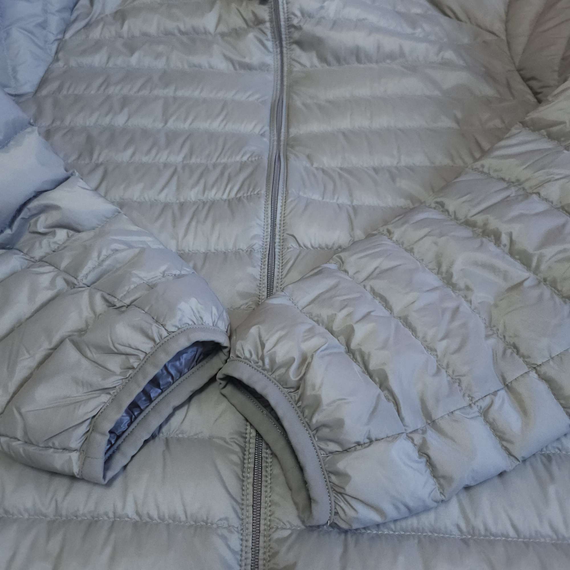 유니클로 구스다운 경량패딩잠바 105 XL 거위털 라이트다운 | 데얼스 아웃도어 전문 플랫폼