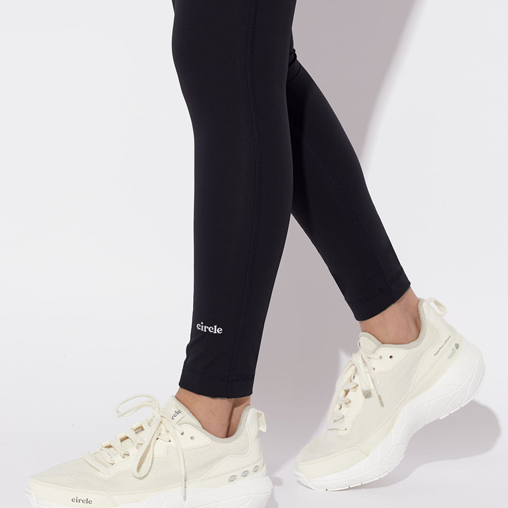 써클 에센셜 겟 인 쉐이프 레깅스 오닉스 블랙 여성 | 데얼스 아웃도어 전문 플랫폼