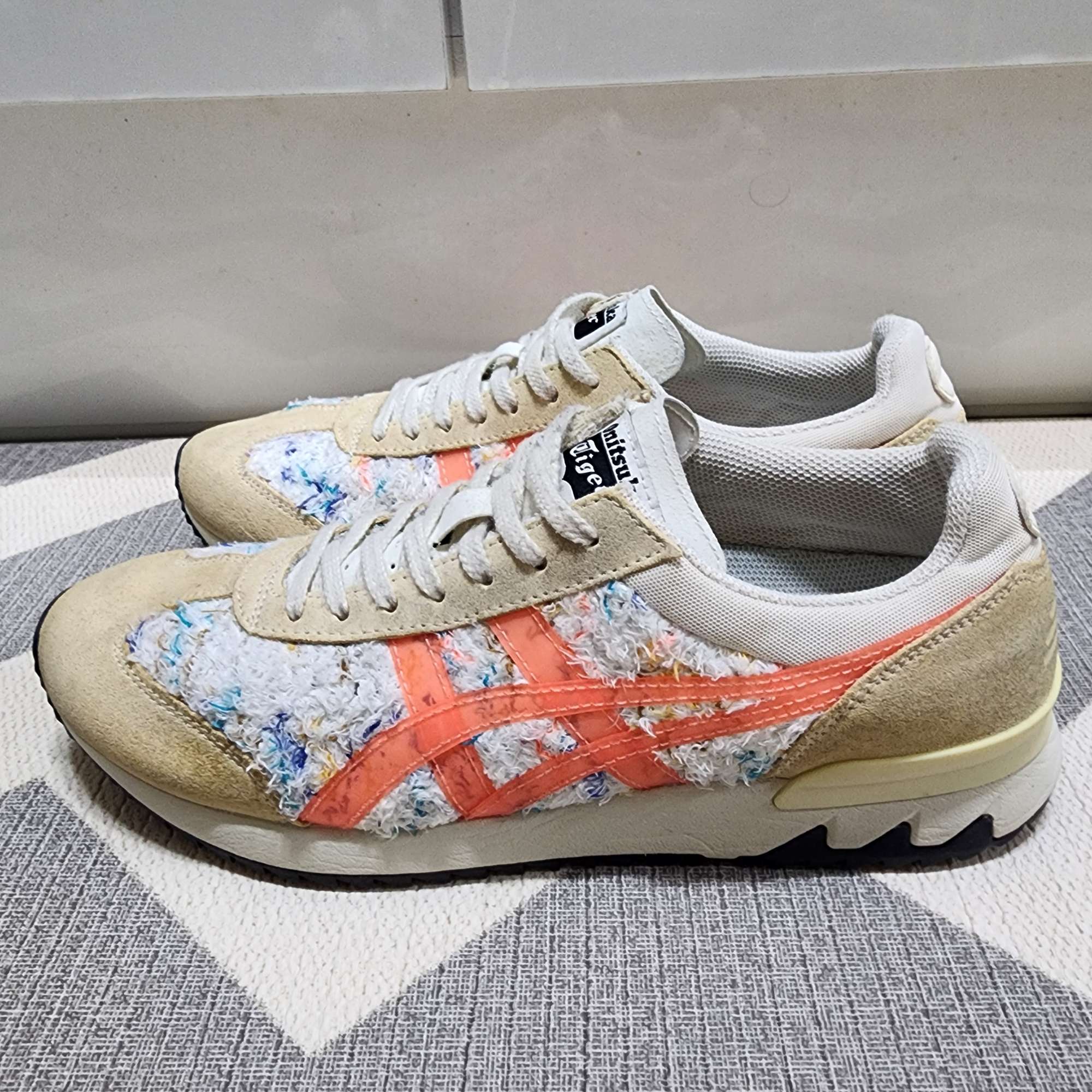 오니츠카타이거 스니커즈 255mm | 데얼스 아웃도어 전문 플랫폼