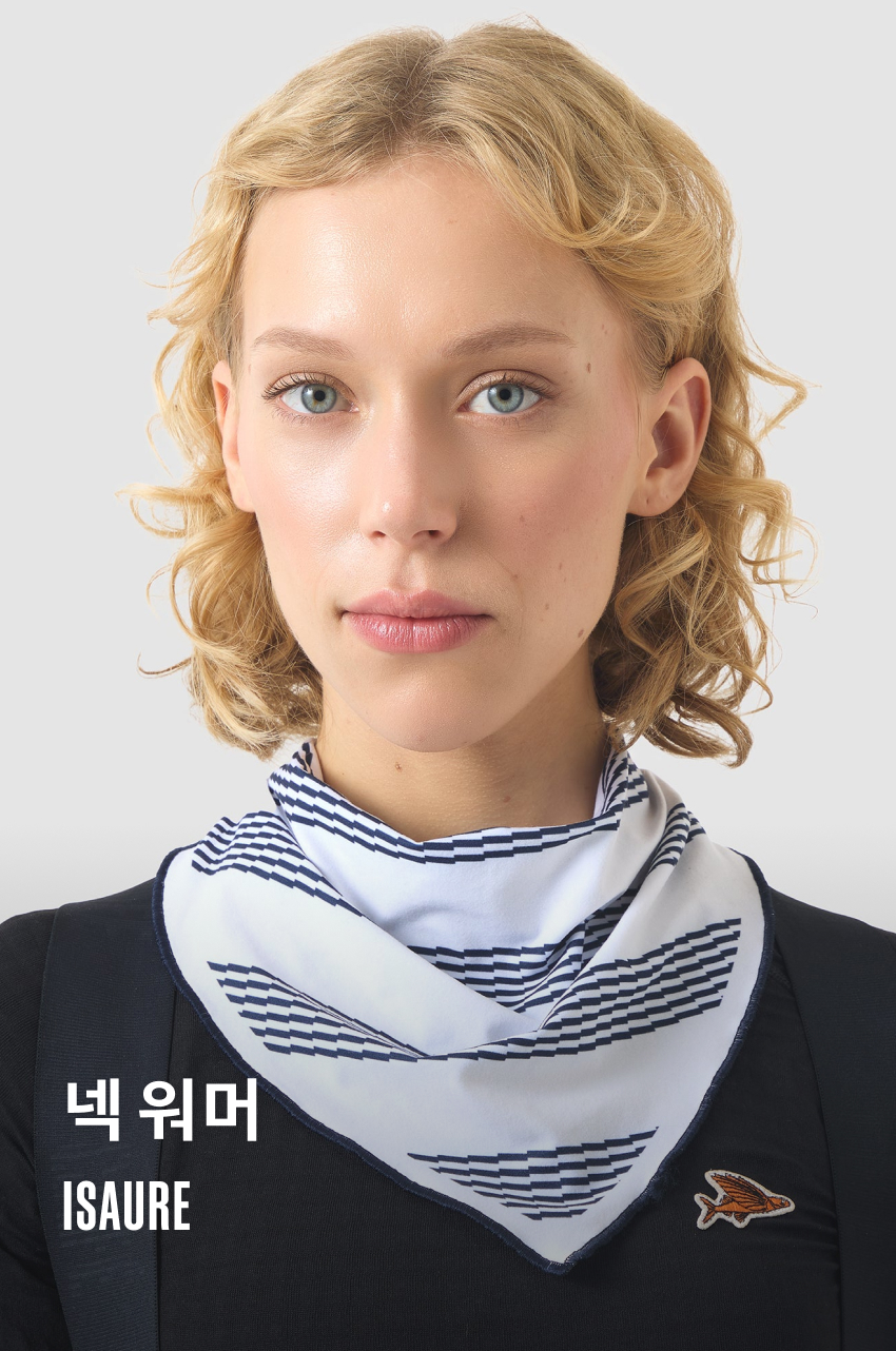 Isaure Neckwarmer U Mariniere 1.jpg