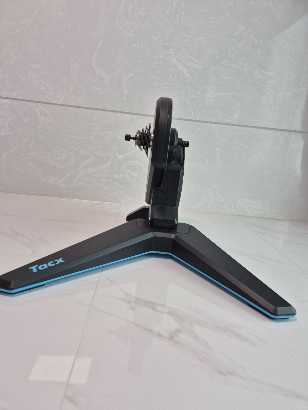 tacx flux2 스마트 로라 | 데얼스 아웃도어 전문 플랫폼