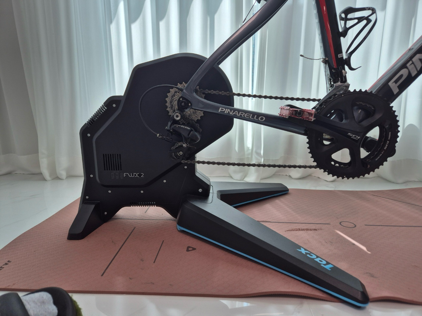 tacx flux2 스마트 로라 | 데얼스 아웃도어 전문 플랫폼