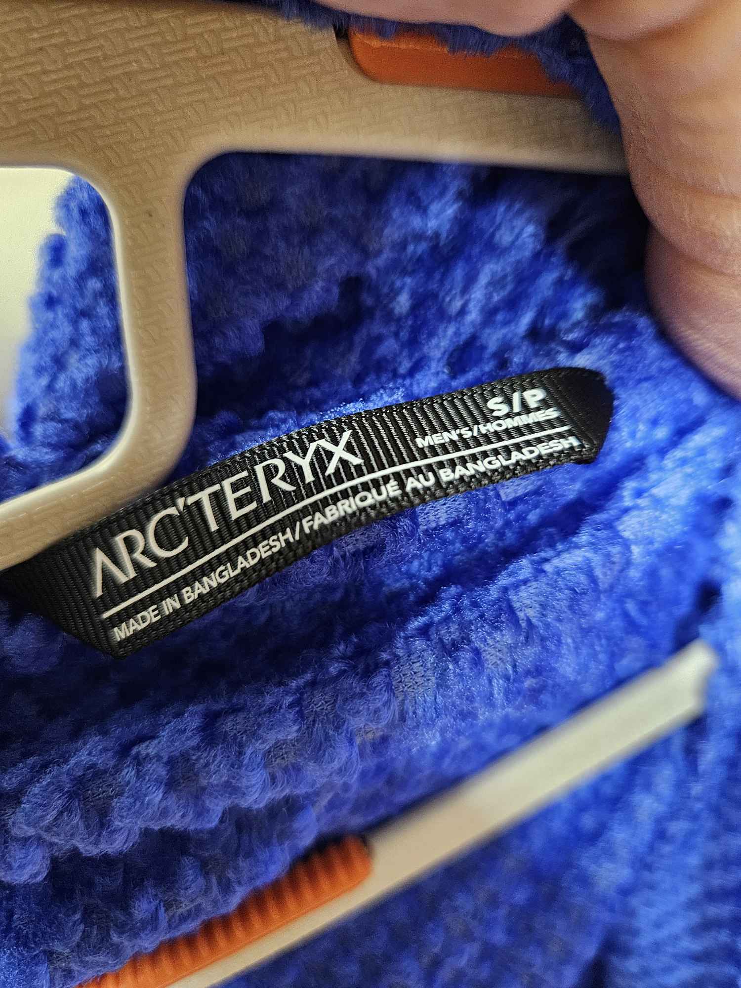 아크테릭스 | 데얼스 아웃도어 전문 플랫폼