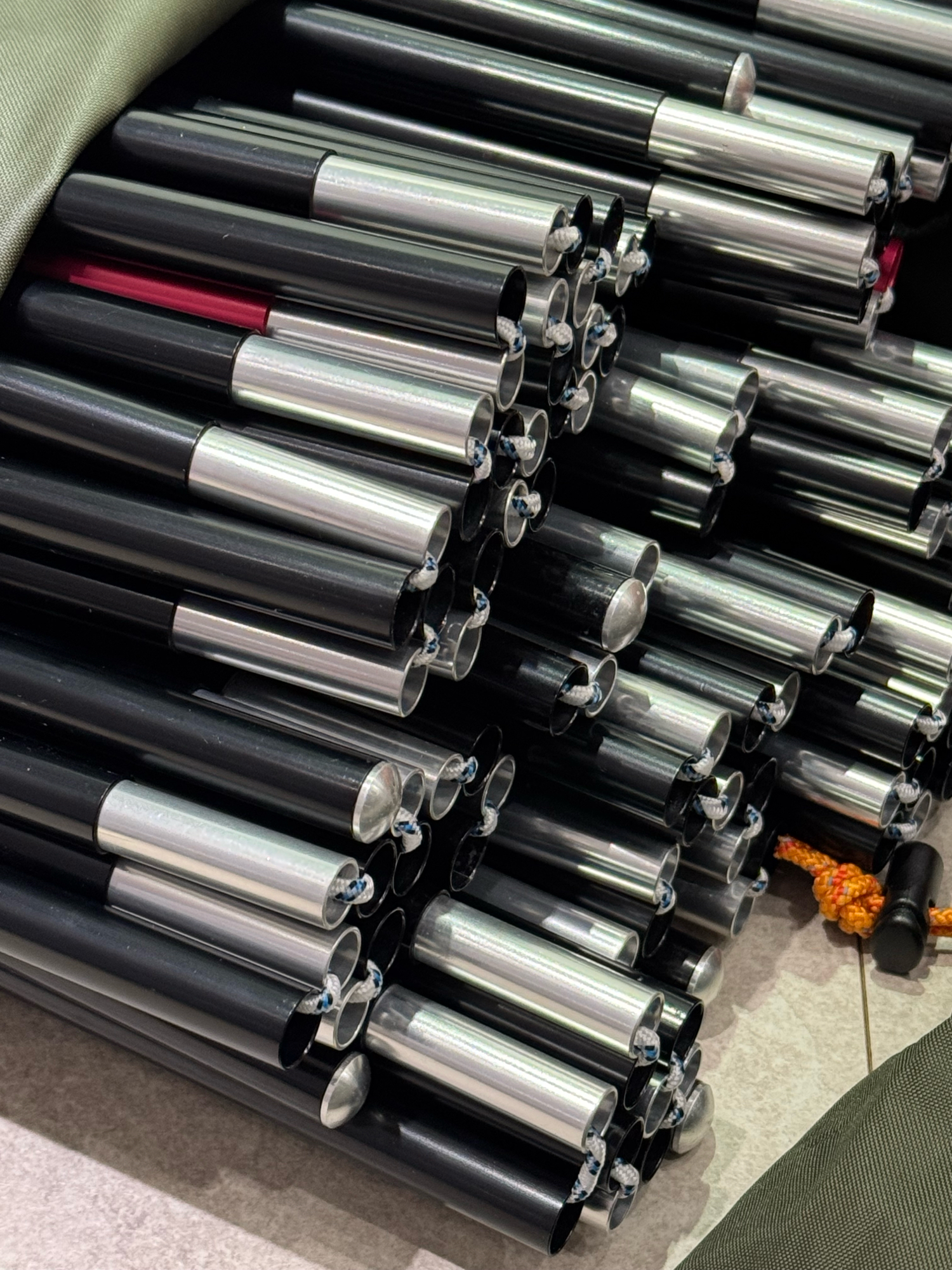 이스트로그 X 헥토르 한정판 돔텐트 | 데얼스 아웃도어 전문 플랫폼