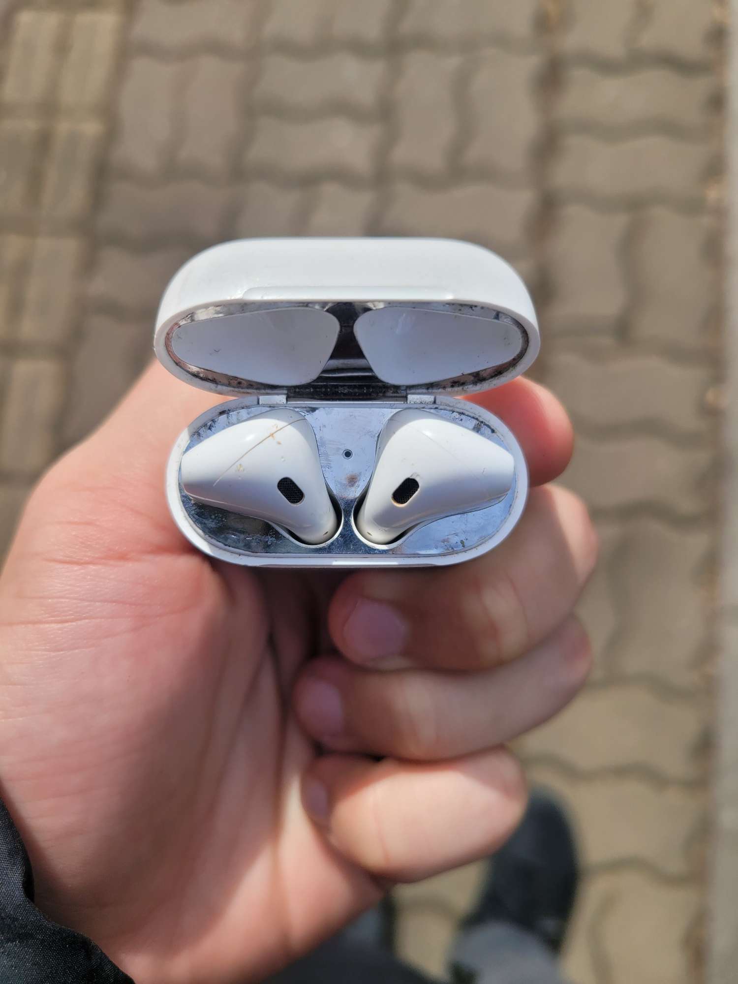 에어팟1세대 이어폰 "판매"합니다. (픽시 MTB 로드 갤럭시 아이폰하고 대차 가능합니다.) | 데얼스 아웃도어 전문 플랫폼