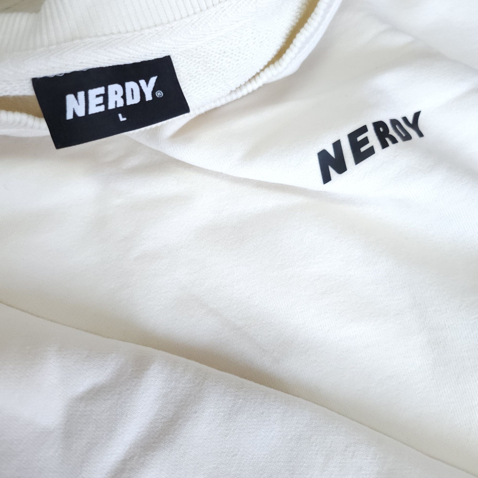 널디 맨투맨티셔츠 105-110 XL 남여 아이보리 | 데얼스 아웃도어 전문 플랫폼