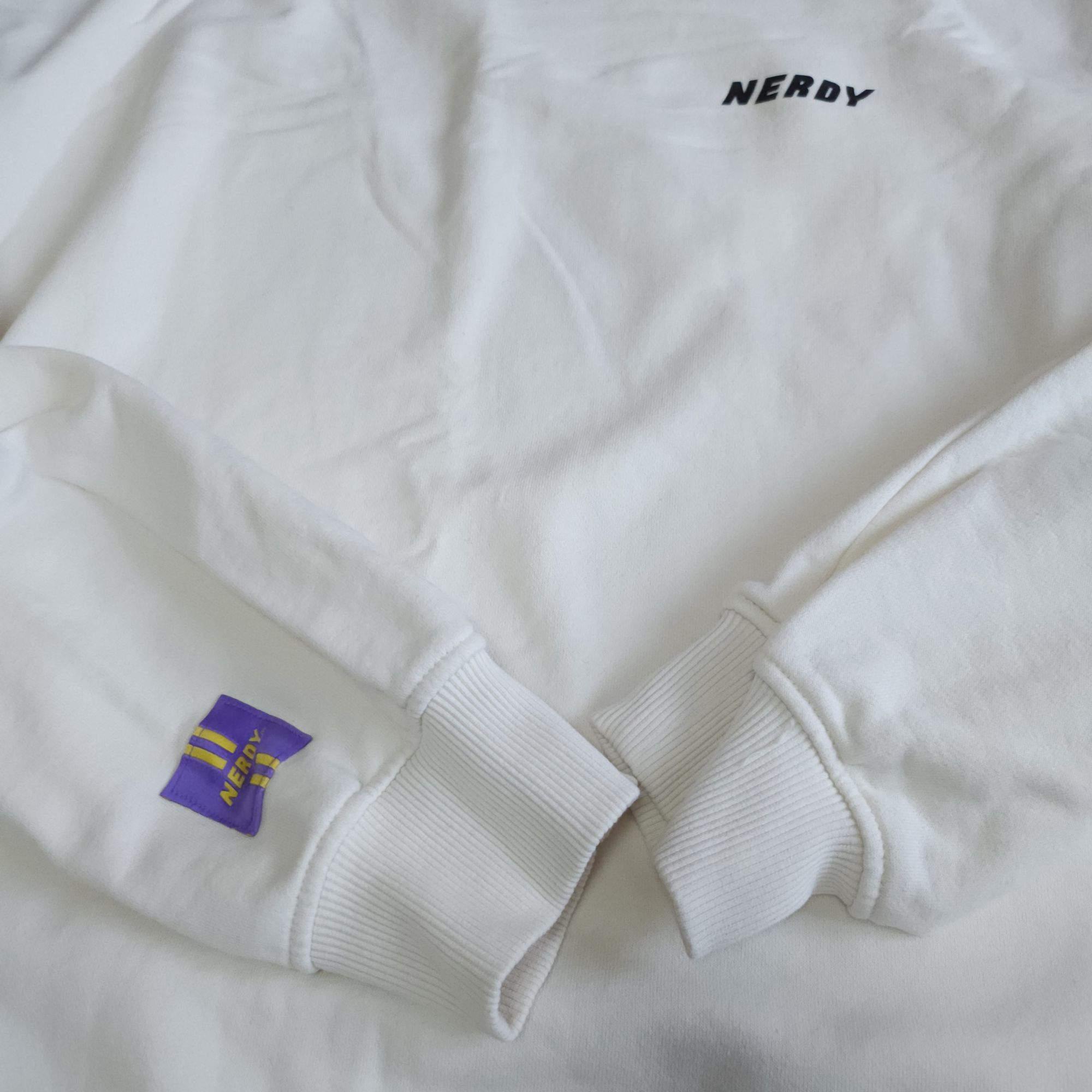 널디 맨투맨티셔츠 105-110 XL 남여 아이보리 | 데얼스 아웃도어 전문 플랫폼