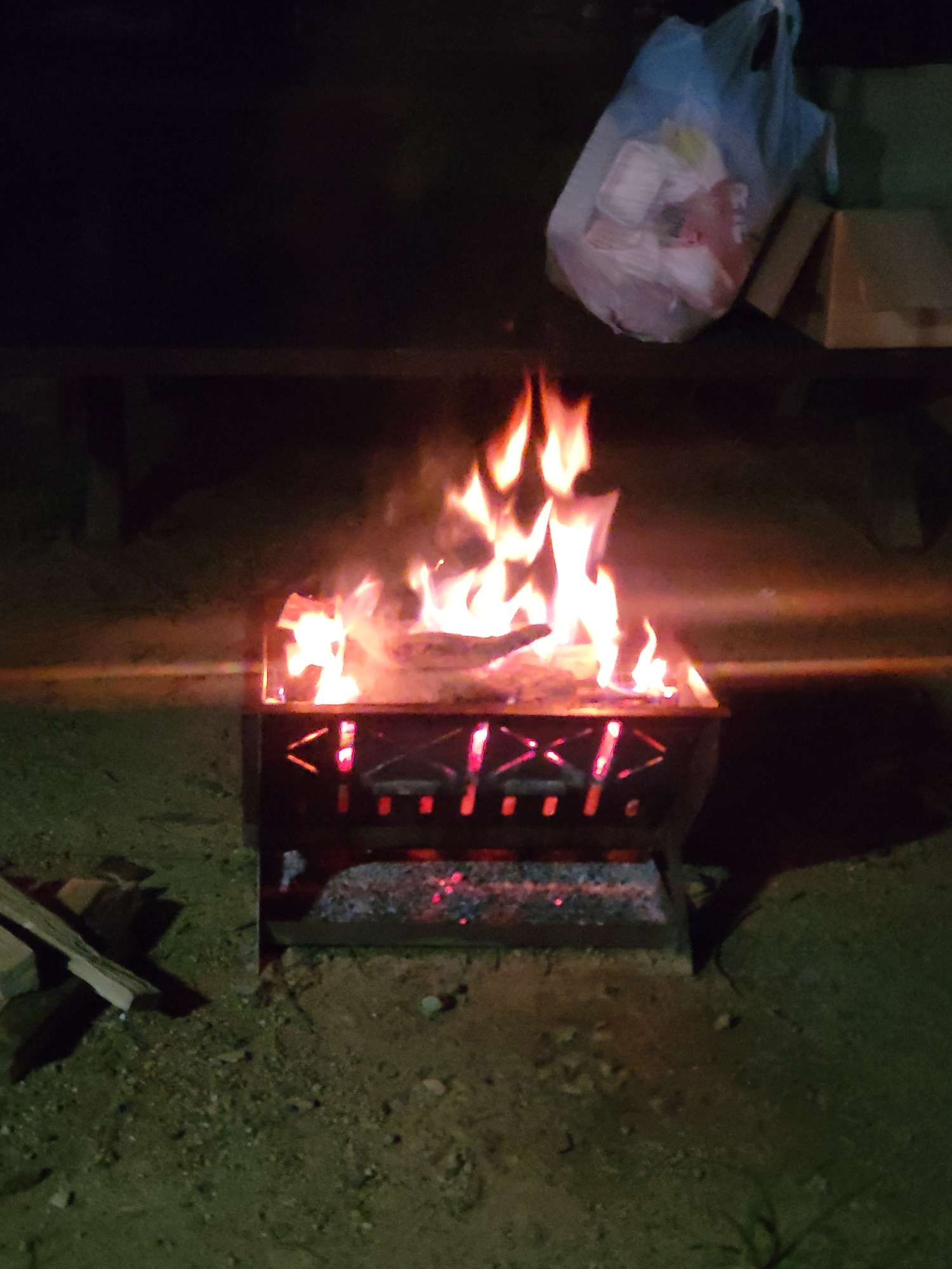 울프거너 파이어피트 감성 캠핑 불멍 화로대 이중연소 그릴 | 데얼스 아웃도어 전문 플랫폼