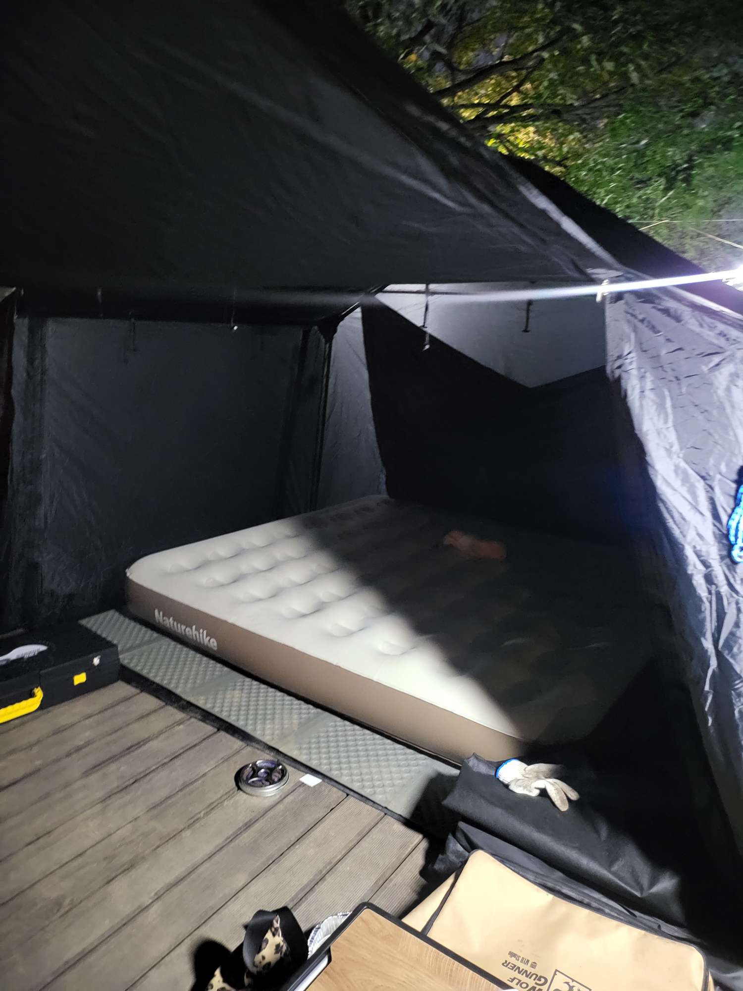 네이처하이크 신형 에어매트 25cm 3인용 자충매트 에어침대 NH 펌프 내장형 | 데얼스 아웃도어 전문 플랫폼