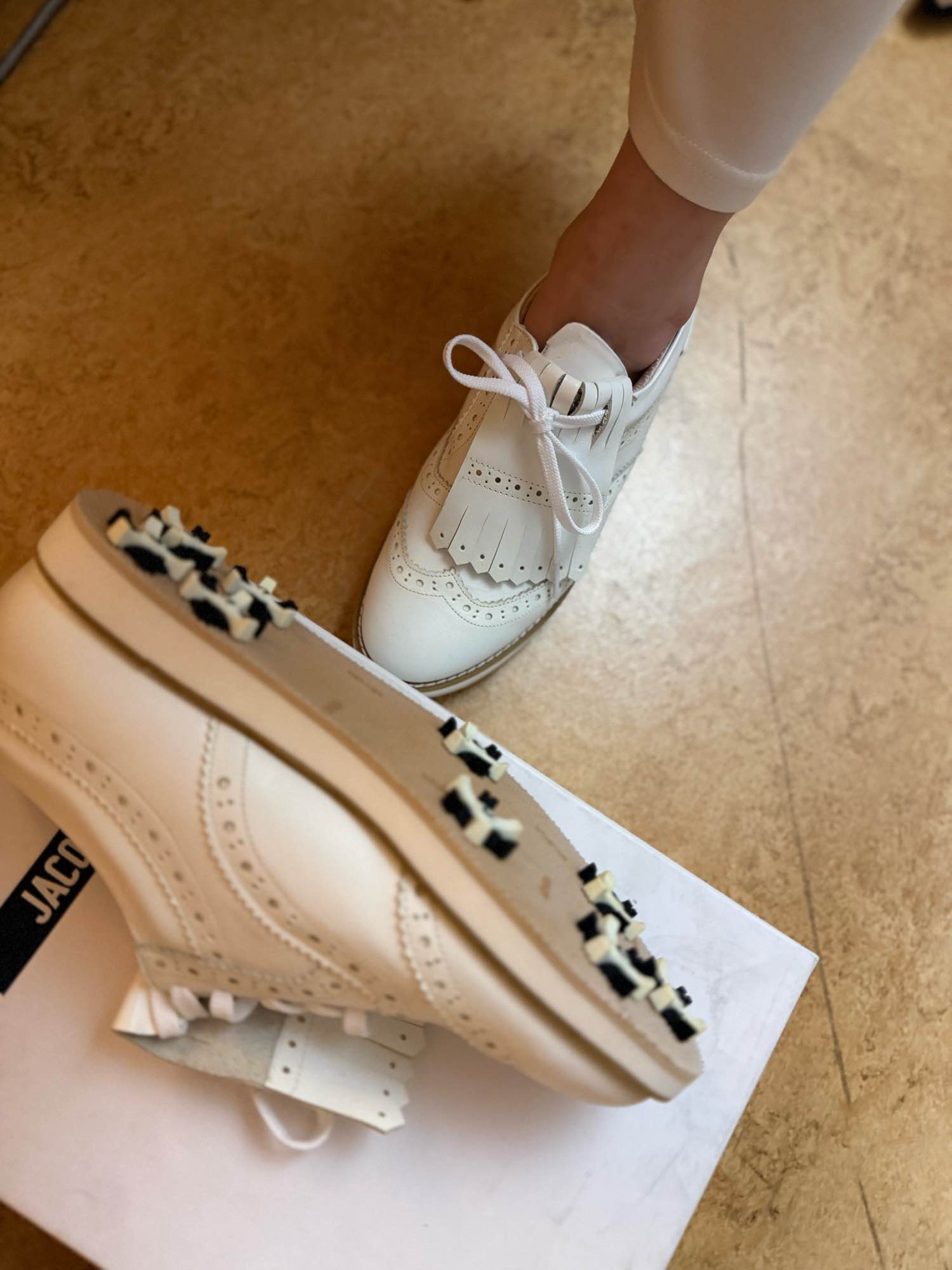 새제품 여성골프화 사이즈250 | 데얼스 아웃도어 전문 플랫폼