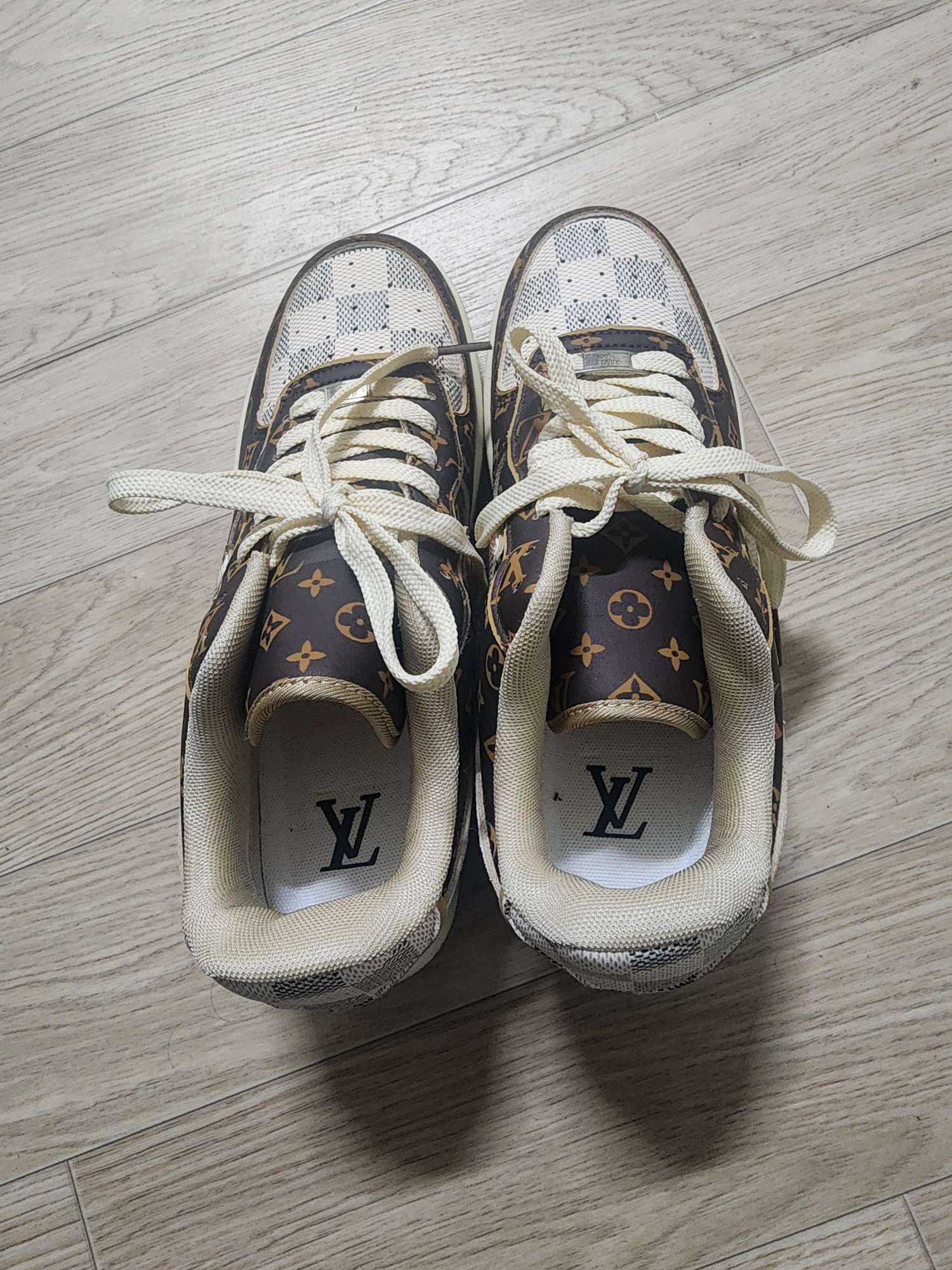 루이비통 패턴 나이키 에어포스 1 (265 사이즈) | 데얼스 아웃도어 전문 플랫폼