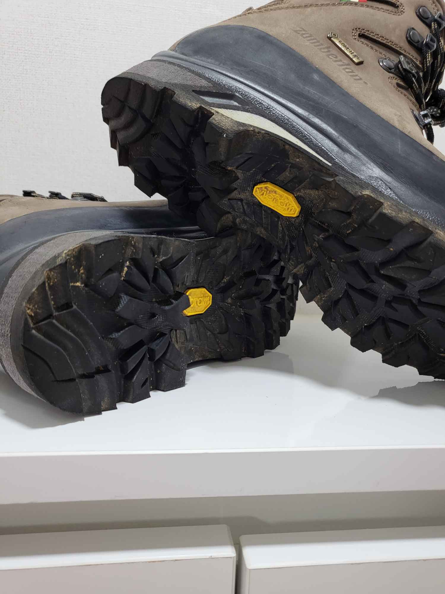 잠발란 등산화 | 데얼스 아웃도어 전문 플랫폼