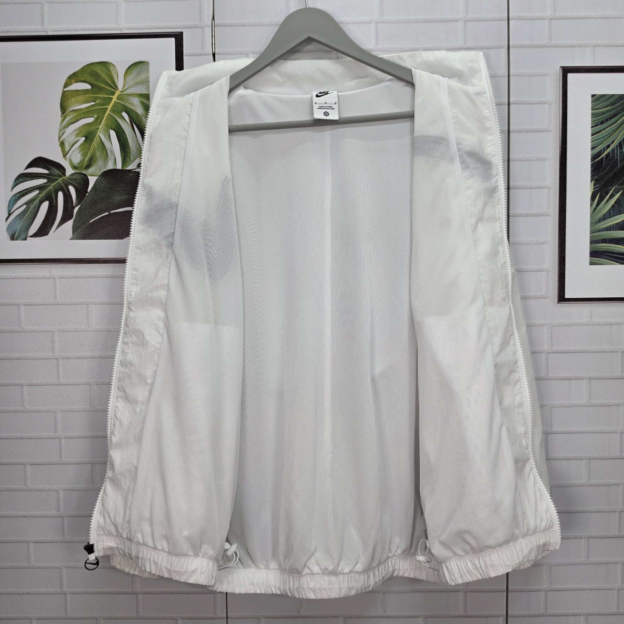 나이키 에센션 우븐 집업 자켓 바람막이 M 사이즈 | 데얼스 아웃도어 전문 플랫폼