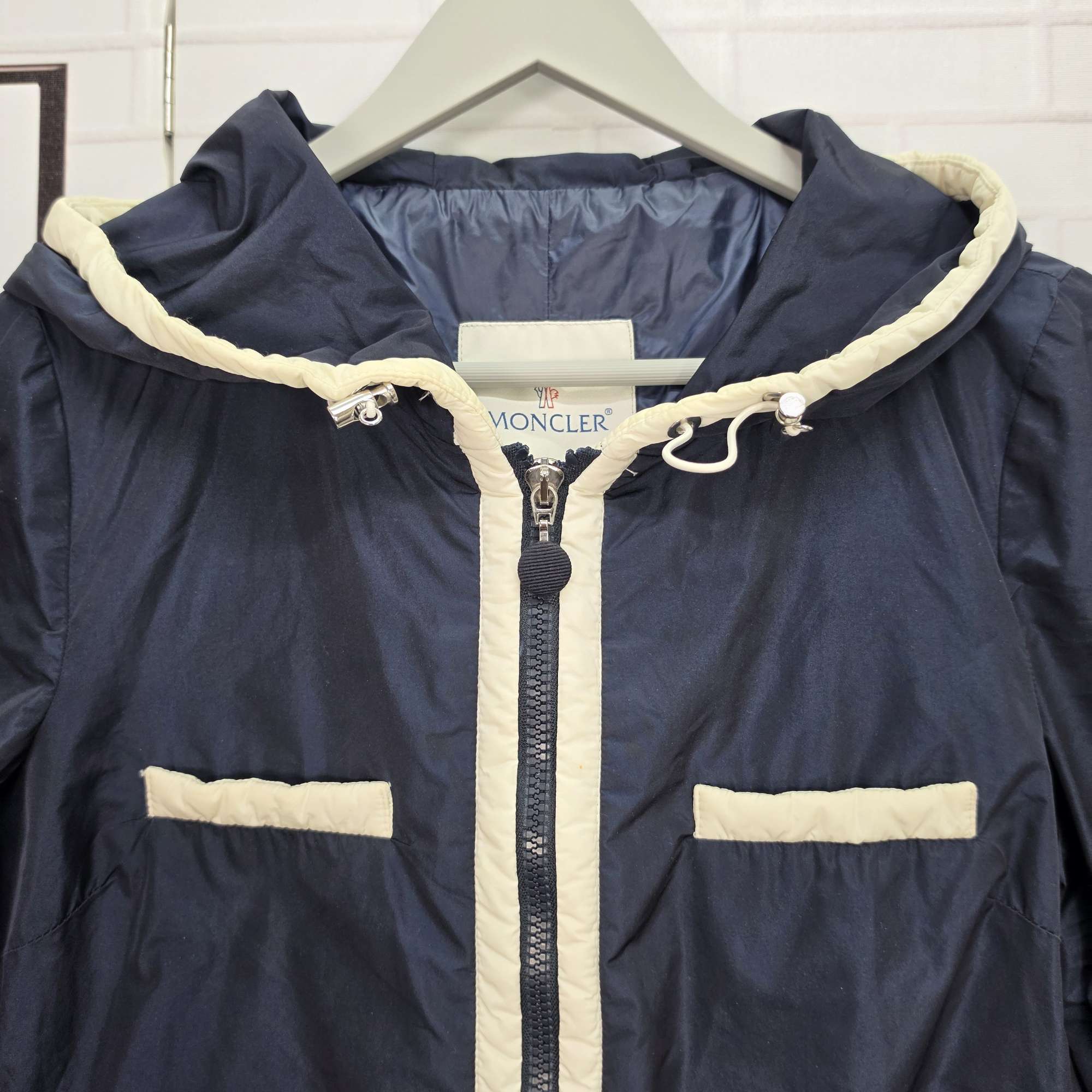 몽클레어 후드 자켓 바람막이 1사이즈 | 데얼스 아웃도어 전문 플랫폼