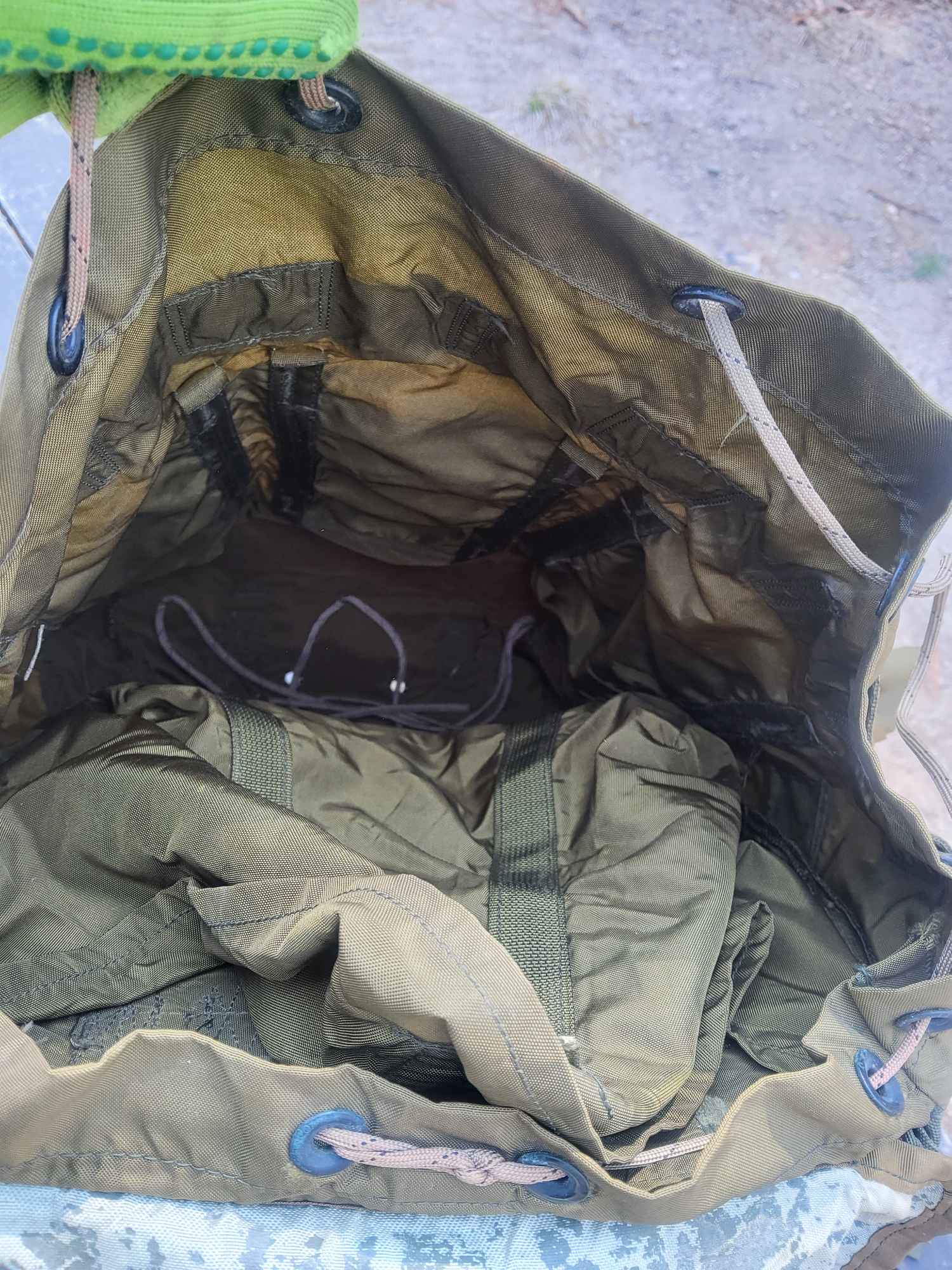 미군정품 미디움사이즈 엘리스팩  | 데얼스 아웃도어 전문 플랫폼