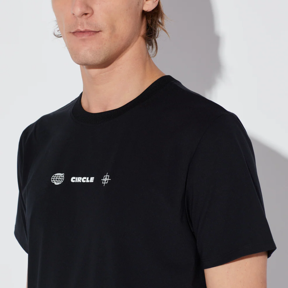 써클 에센셜 어질리티 CAF 반팔 티셔츠 2.0 오닉스 블랙 남성 | 데얼스 아웃도어 전문 플랫폼