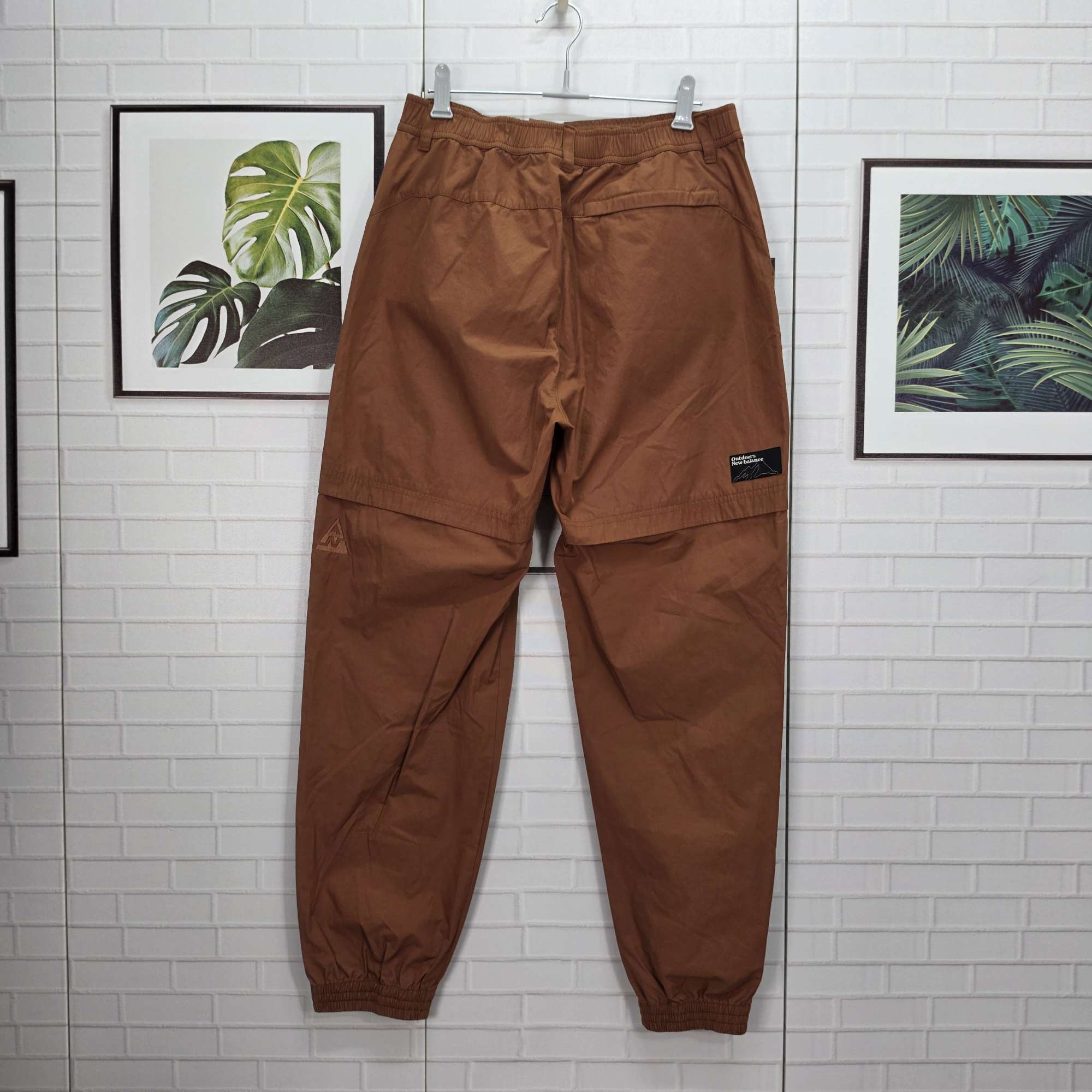 뉴발란스 아웃도어 라인 초코퍼티고 조거 팬츠 29~30 사이즈 새상품급 | 데얼스 아웃도어 전문 플랫폼