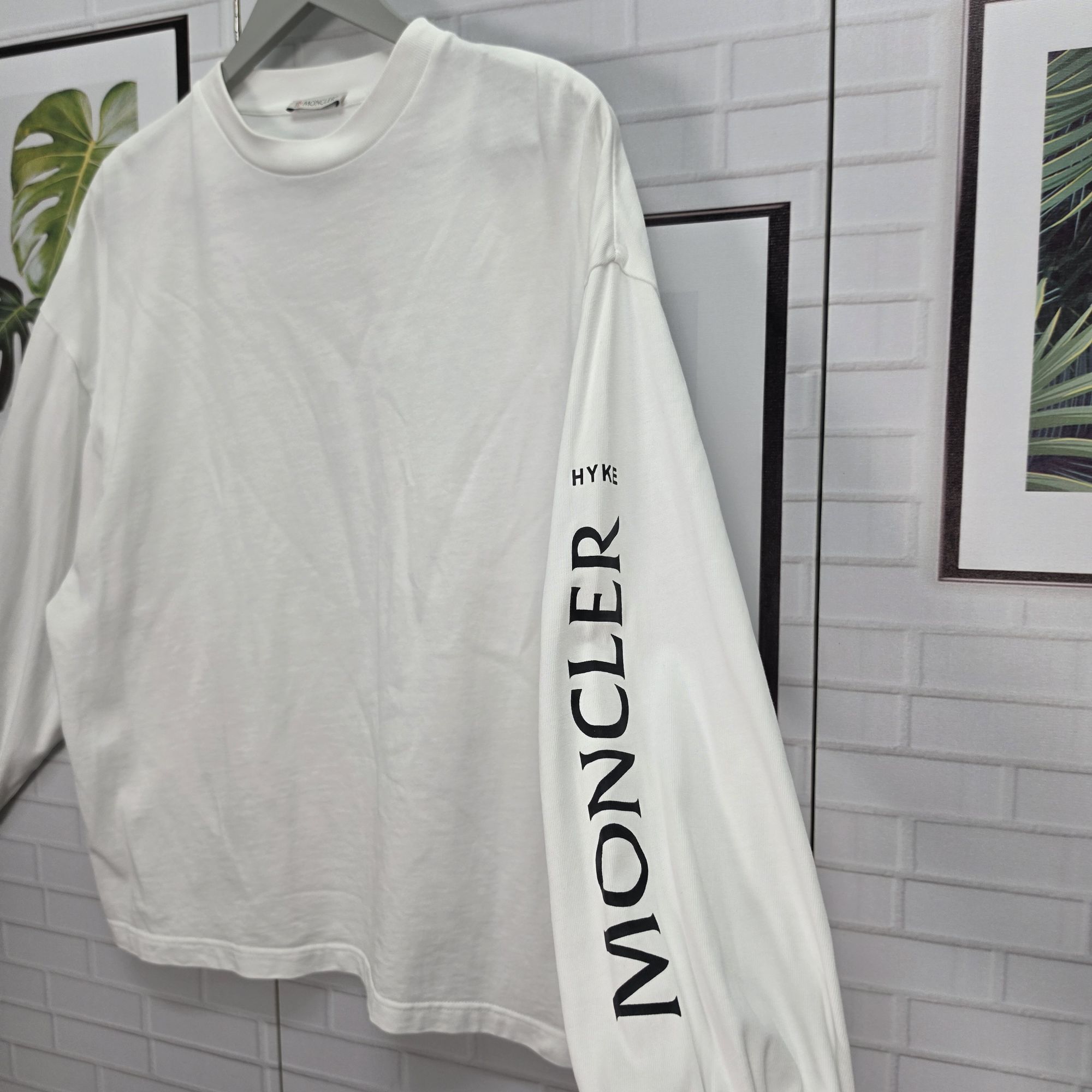 몽클레어 지니어스 x 하이케 코튼 긴팔 로고 티셔츠 XS사이즈 | 데얼스 아웃도어 전문 플랫폼