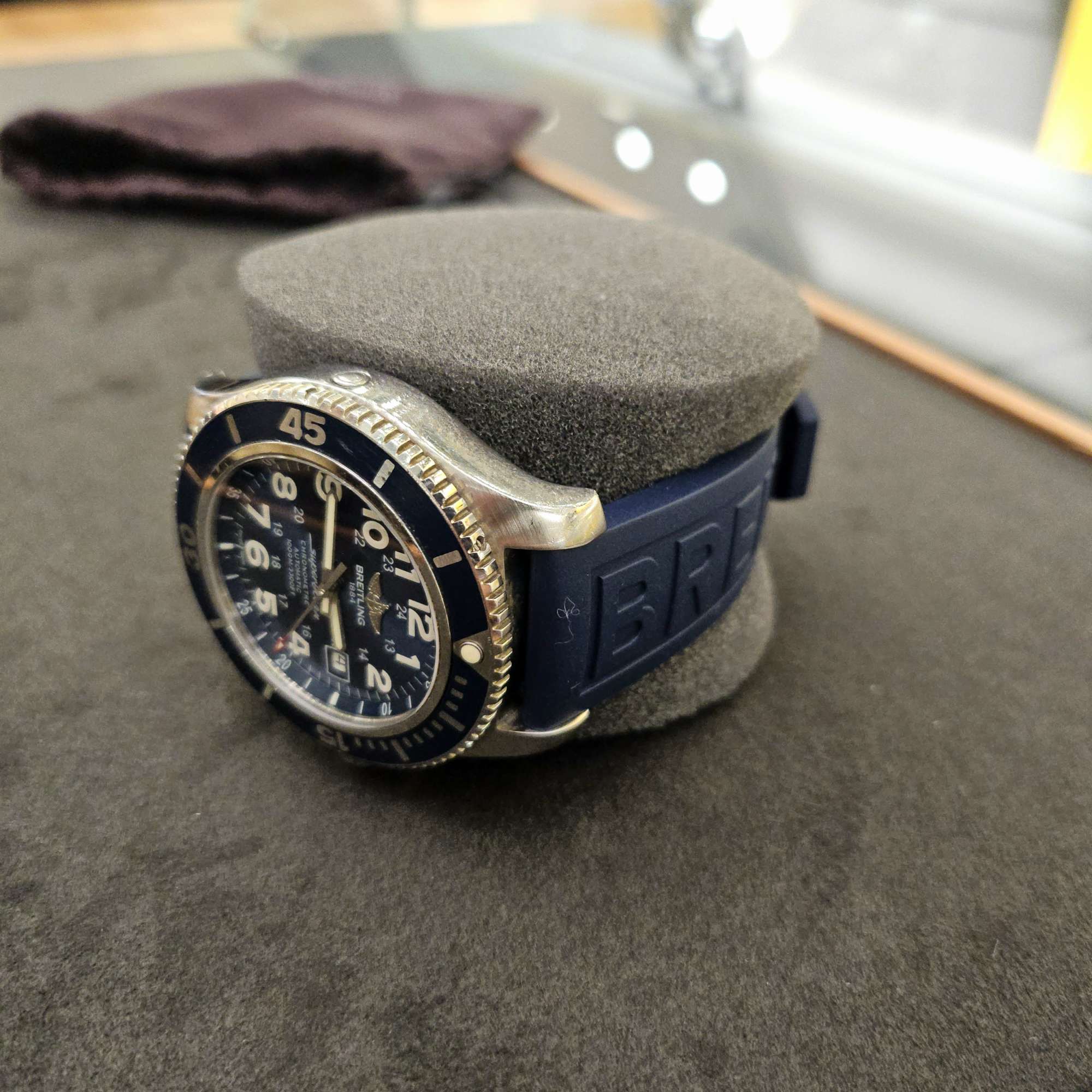 브라이틀링 슈퍼오션 2 42mm | 데얼스 아웃도어 전문 플랫폼