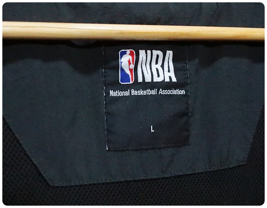 [L] NBA 시카고 불스 오버핏 바람막이 자켓 | 데얼스 아웃도어 전문 플랫폼