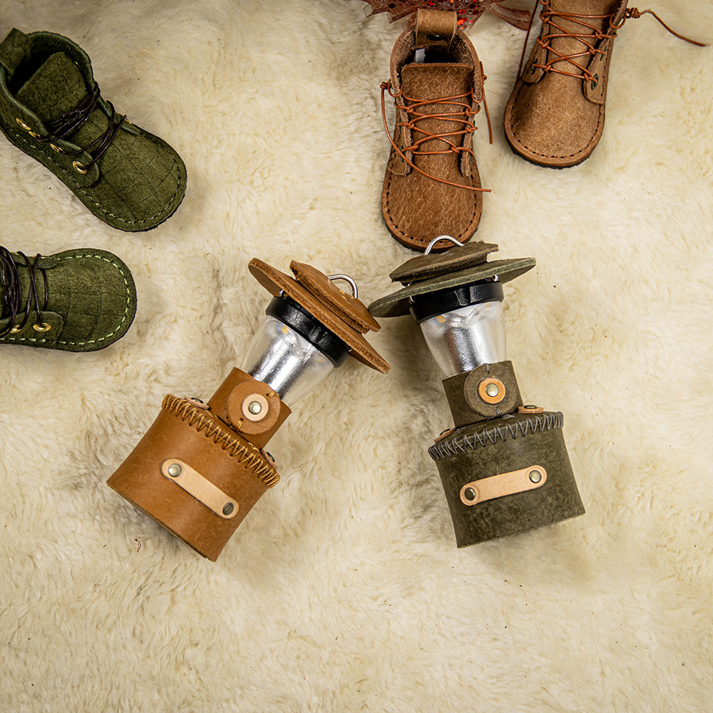 [캠핑덕] 골제로 랜턴 천연 가죽 쉐이드 커버 위스키 콜맨 가스랜턴 에디션 | 데얼스 아웃도어 전문 플랫폼