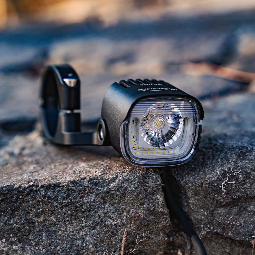 매직샤인 자전거 라이트 ME1000 | 데얼스 아웃도어 전문 플랫폼