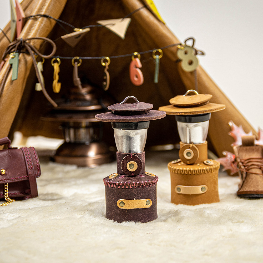 [캠핑덕] 골제로 랜턴 천연 가죽 쉐이드 커버 위스키 콜맨 가스랜턴 에디션 | 데얼스 아웃도어 전문 플랫폼