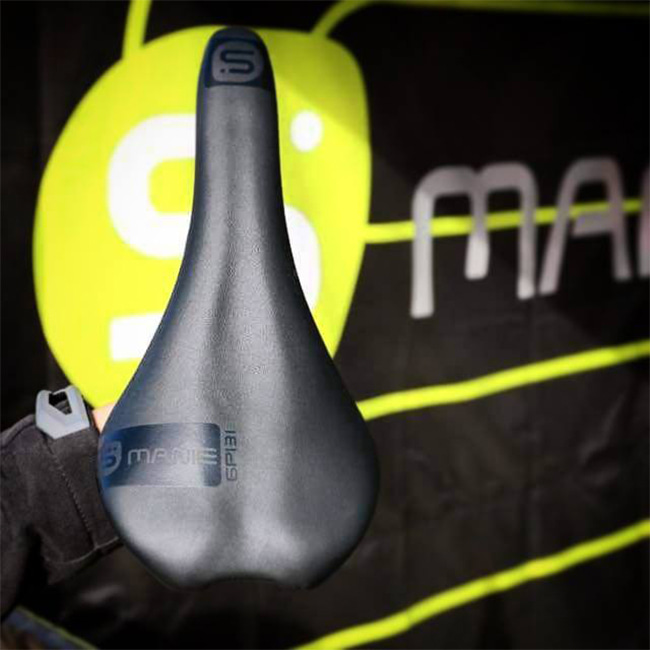 스매니 스포츠안장 GP | 데얼스 아웃도어 전문 플랫폼