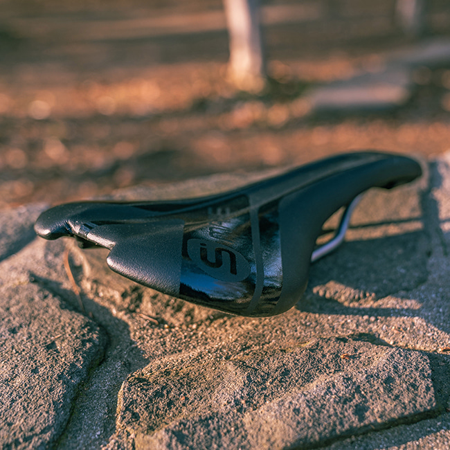 스매니 GT 안장 | 데얼스 아웃도어 전문 플랫폼