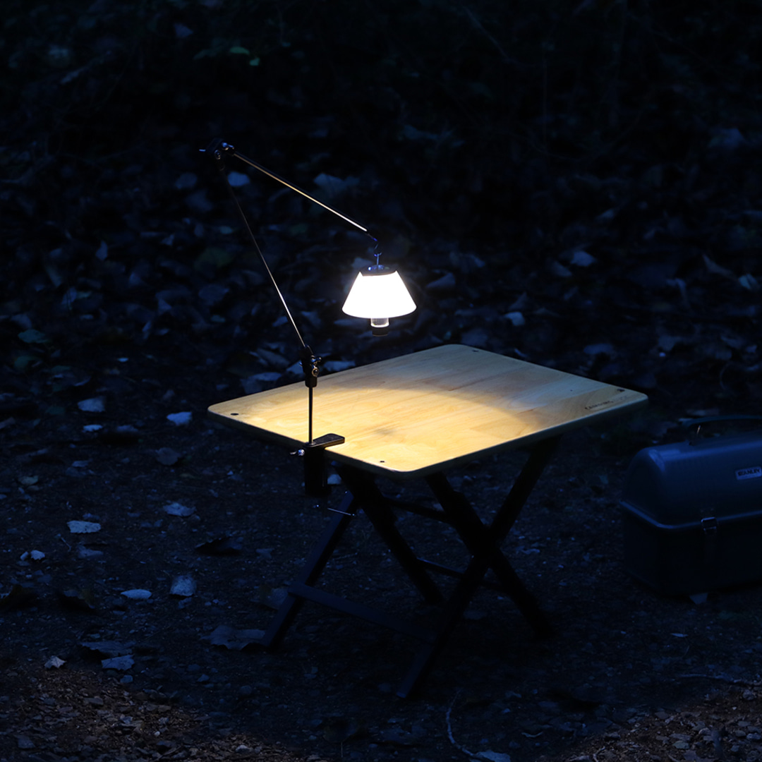 [캠핑덕] 유니 스탠드 캠핑 테이블 랜턴 걸이 조명 랜턴스탠드 거치대 | 데얼스 아웃도어 전문 플랫폼