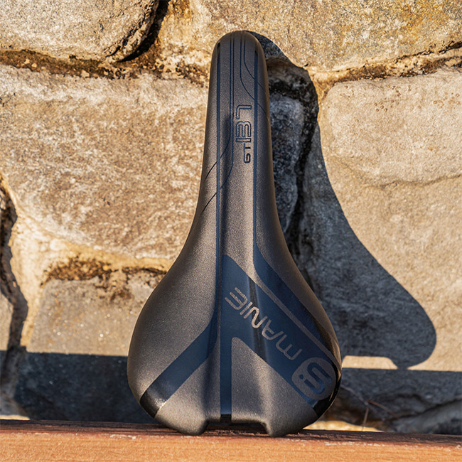 스매니 GT PRO 카본레일 안장 | 데얼스 아웃도어 전문 플랫폼