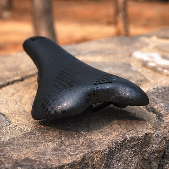 스매니 스포츠안장 DH/DJ/BMX안장 | 데얼스 아웃도어 전문 플랫폼