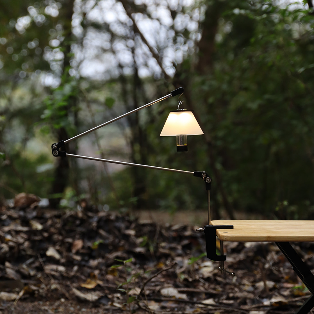 [캠핑덕] 유니 스탠드 캠핑 테이블 랜턴 걸이 조명 랜턴스탠드 거치대 | 데얼스 아웃도어 전문 플랫폼