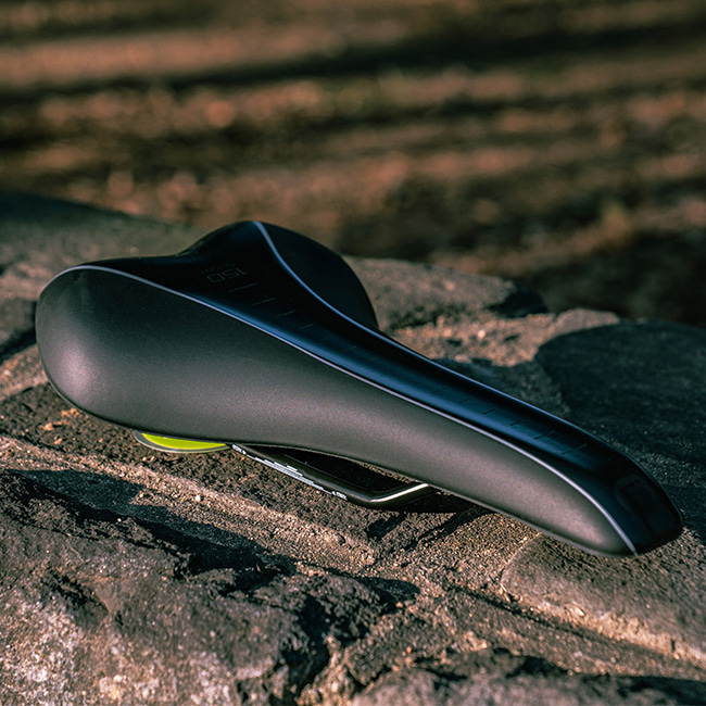 스매니 스포츠안장 150안장 | 데얼스 아웃도어 전문 플랫폼