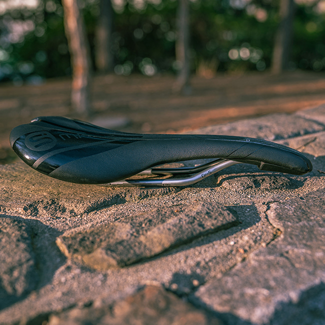 스매니 GT 안장 | 데얼스 아웃도어 전문 플랫폼