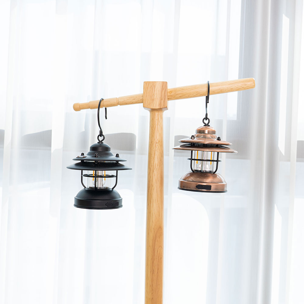 [캠핑덕] 우드 랜턴걸이 거치대 스탠드 | 데얼스 아웃도어 전문 플랫폼