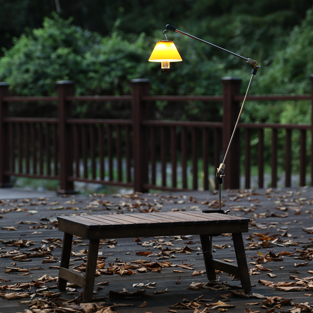 [캠핑덕] 유니 스탠드 캠핑 테이블 랜턴 걸이 조명 랜턴스탠드 거치대 | 데얼스 아웃도어 전문 플랫폼