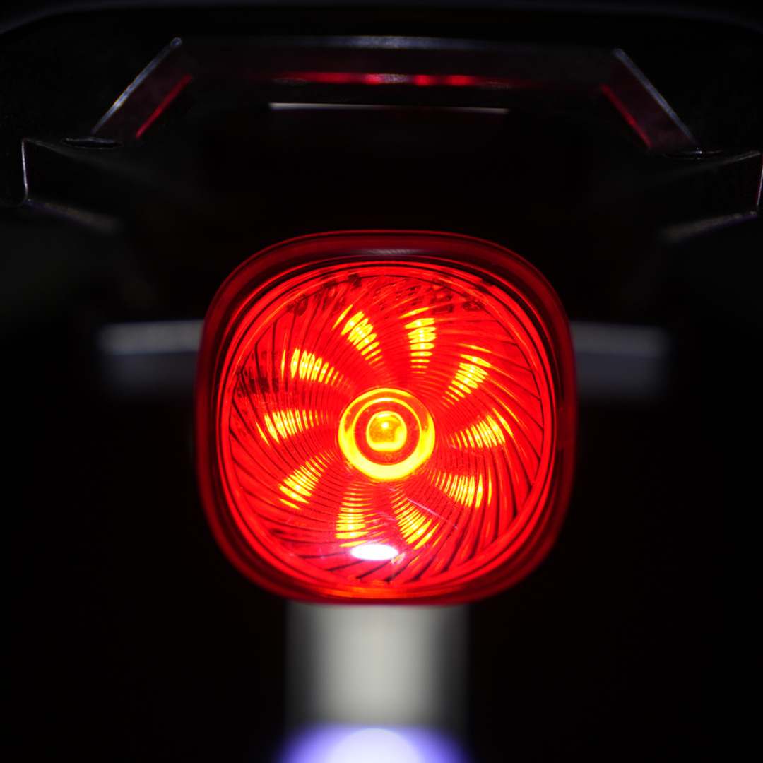 iGPSPORT 스마트 후미등 TL50 | 데얼스 아웃도어 전문 플랫폼