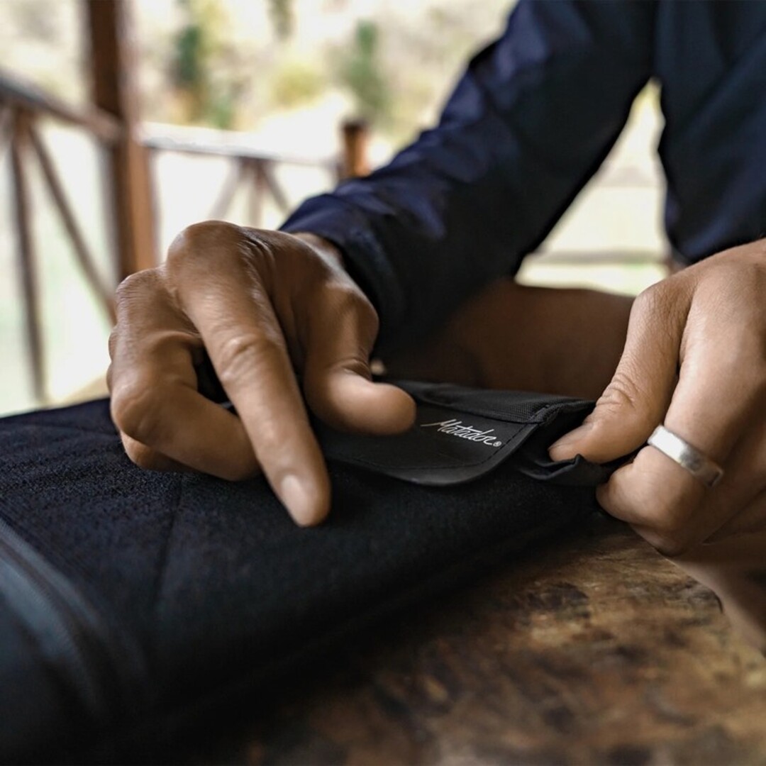 [마타도르] 랩탑 베이스 레이어(노트북 방수 패딩 케이스) | 데얼스 아웃도어 전문 플랫폼