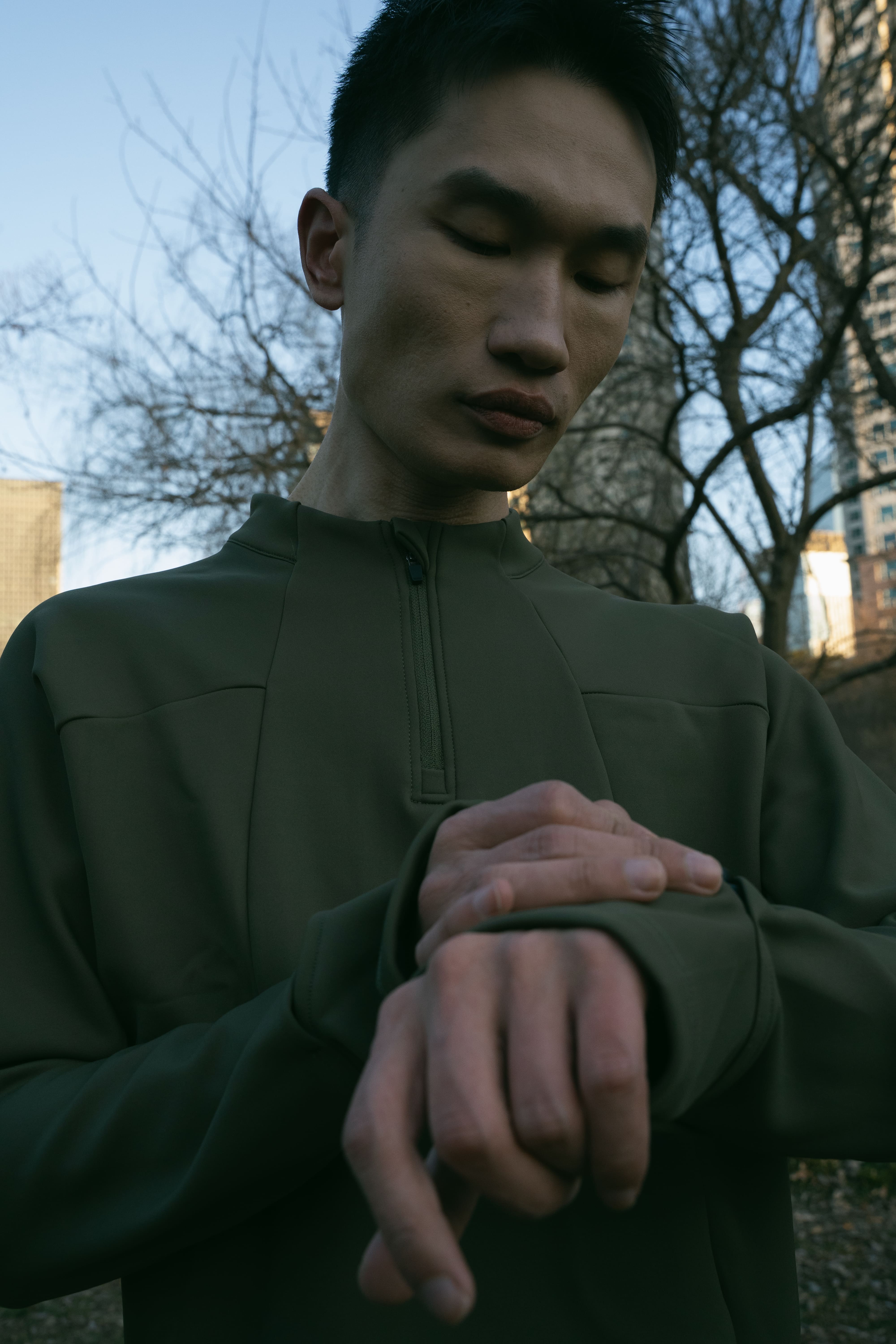 우르파 소프트 쉴드 롱슬리브 기모 하프집업 [카키] | 데얼스 아웃도어 전문 플랫폼