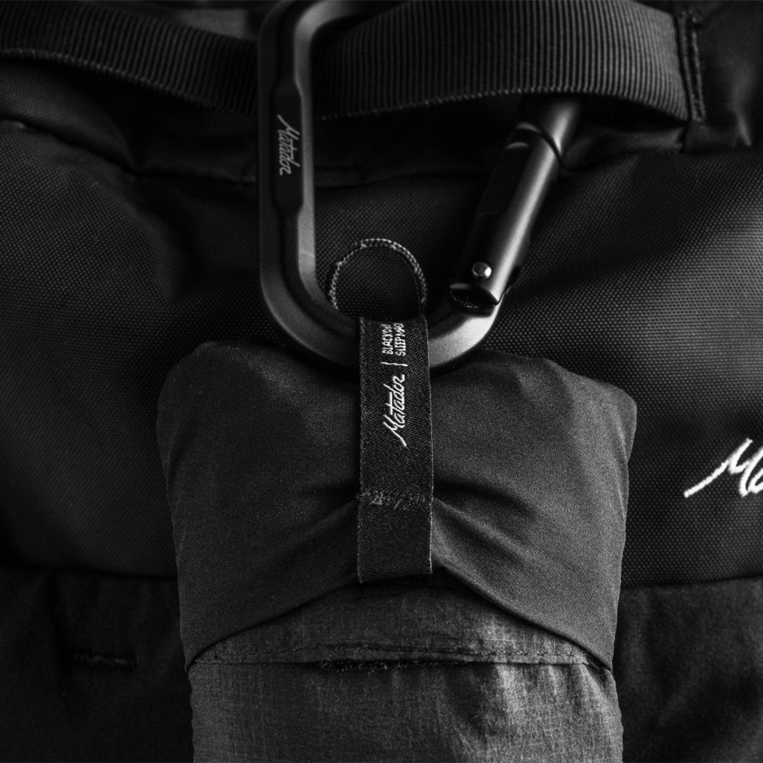 [마타도르] 블랙아웃 슬립 마스크 + 이어플러그 | 데얼스 아웃도어 전문 플랫폼